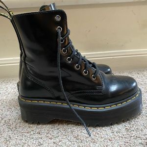 Dr. Martens Jadon size 6 great condition (small flaw)